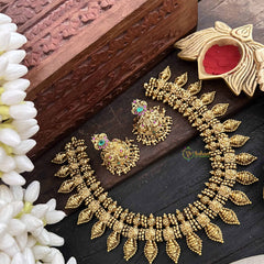 Vriksham Ethnic Temple Gold Toned With Lakshmi Motif Short Neckpiece-G20543