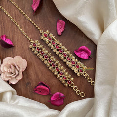 Vriksham Antique Gold Teardrop Kemp Ear Maatil-Red-G19957