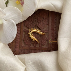 Vriksham Unique AD Stone Gold Look Alike Vangi Ring-White-G16914