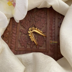 Vriksham Unique AD Stone Gold Look Alike Vangi Ring-Red Green-G16918