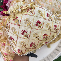 Return Gift Potli Bags-Floral Golden Design-6 Pieces Set-Golden Pearl-RG285