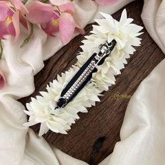 Vriksham Artificial Jasmin With Red Rose Pichi Poo Hair Clip-Pearl-HF-H1045