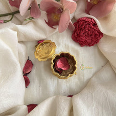 Lakshmi Gold Alike Kumkum Box-G15197