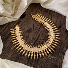 Traditional Kerala Lakshmi Kaasu Mullai Mottu Choker Short Neckpiece-G11396