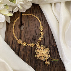 Traditional Gold Look Alike Kerala Style Short Neckpiece-G11393