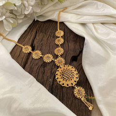 Traditional Gold Look Alike Kerala Style Short Neckpiece-G11394