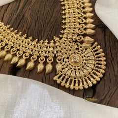 Traditional Gold Look Alike Kerala Style Short Neckpiece-G11388