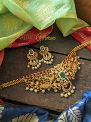 Simple Peacock Pearl Embalished High Neck Choker-G419