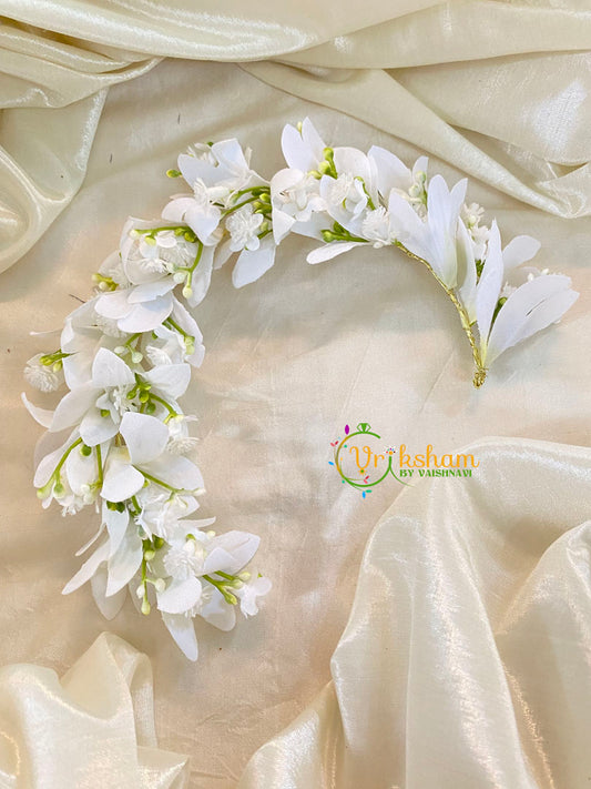 White Veni with Jasmine - Flower Accessory -H368