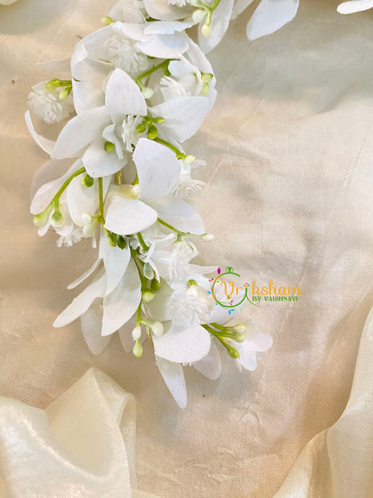 White Veni with Jasmine - Flower Accessory -H368