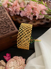 Festive Gold Single Big Bangle-Filigree Star Flower Bangle-G3538