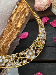 Precious Kundan Jadau Pendant Hasli Choker- White- J237