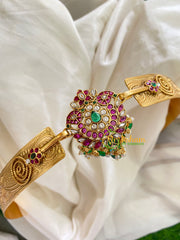 Premium AD Stone Floral Pendant Plain Hipbelt-tilak-Green Bead-G3858