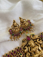 Antique Cluster Pearl Lakshmi High Neck Choker-Red Green-G5970