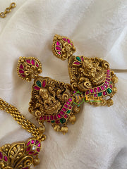 Red Green Kemp Lakshmi High Neck Choker -G5979