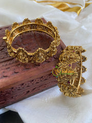 Lakshmi Openable Screw Type Bangle -Red -G5992