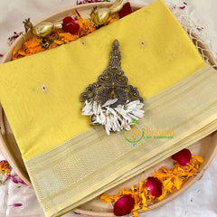 Light Yellow Maheshwari Silk Cotton Saree -VS1790