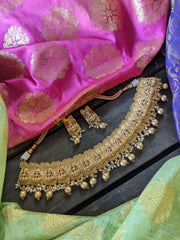 Gold look alike Lakshmi Choker with Pearl-G530