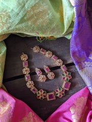 Simple AD Flower Square Neckpiece-G304