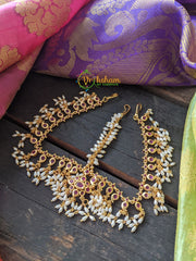 Guttapusalu Maang Tikka / Nethichuti -Two sides -Red -G897