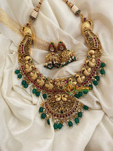 Gold Look Alike Short Neckpiece-Peacock-GreenBead-G3982