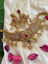 Gold Look Like American Diamond Choker-G5406