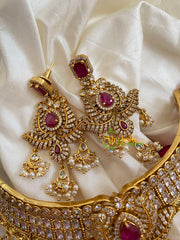 Gold Look Like American Diamond Choker-G5406