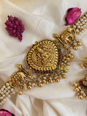 Antique Cluster Pearl Lakshmi High Neck Choker-Red Green-G5402