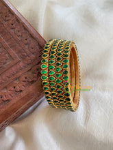 Thin Silk Thread Kundan Bangle -Green-Petal -G6116