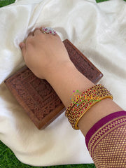 Thin Silk Thread Kundan Bangle -Reddish Maroon- Triangles -G6139