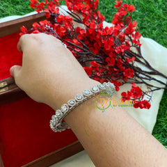 White Tone American Diamond Bracelet-Leaf round-G3241