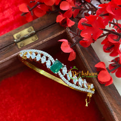 Gold Tone American Diamond Bracelet-Centre Green-G3268