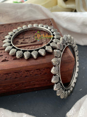 Oxidized German Silver Kolhapuri Bangles -Spear-S0155