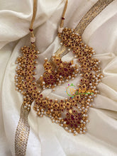 Budgeted Matt Guttapusalu Short Neckpiece-Red– G3375