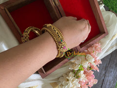 Premium Antique Openable Kada Bangle-AD Stone Floral-G3528