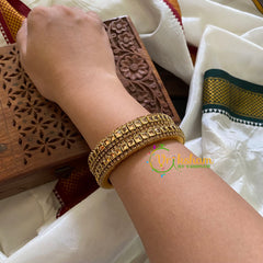 Kada Kundan Bangle-Square Golden-G3667