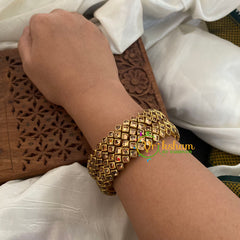 Kada Kundan Bangle-3 Layer Golden-G3671