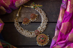 Pearl round pendant choker-G689