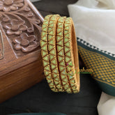 Single Line Kundan Bangle-Triangle -LIGHT GREEN-Opaque-g3652