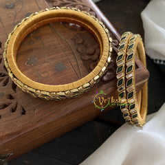 Single Line Kundan Bangle-Dice and Slice-Black-G3628