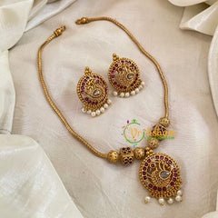 Addigai Gold Pendant Short Neckpiece-G10648