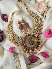 Gold Look alike Cluster Pearl Pendant Choker-Floral-G4464