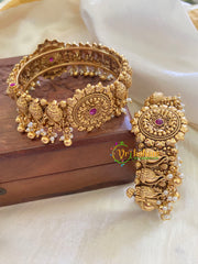 Antique Gold Pearl Bridal Bangles-Conch Shell-G7854