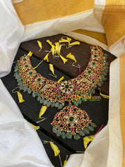 Pastel Green Bead Jadau Kundan Short Neckpiece-J615