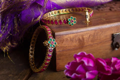 Simple Openable Flower Center Red-Green Bangles - A pair-G615