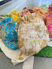 Return Gift Potli Bags -Thread Work Potli bag -6 pieces Set-RG002