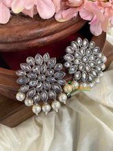 Floral Kundan Studs- Dark-White Tone-G5022