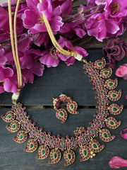 Exquisite Traditional Maanga Kemp Choker -Red Green -G2216