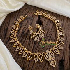 Filigree AD Stone Paisley Short Neckpiece-G013