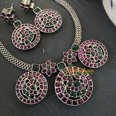 Silver Like Statement Choker Neckpiece-Red Green-S642